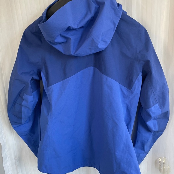 REI Co-op XeroDry GTX Gore-Tex Paclite Rain Jacket, Women's Medium - Picture 9 of 12